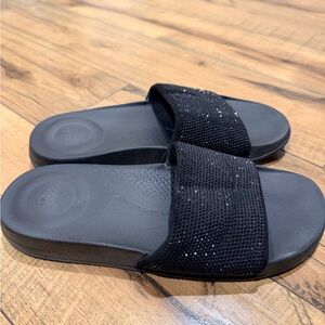 FitFlop Black Sparkle Slide Sandals - Women's Comfortable Pool Slides